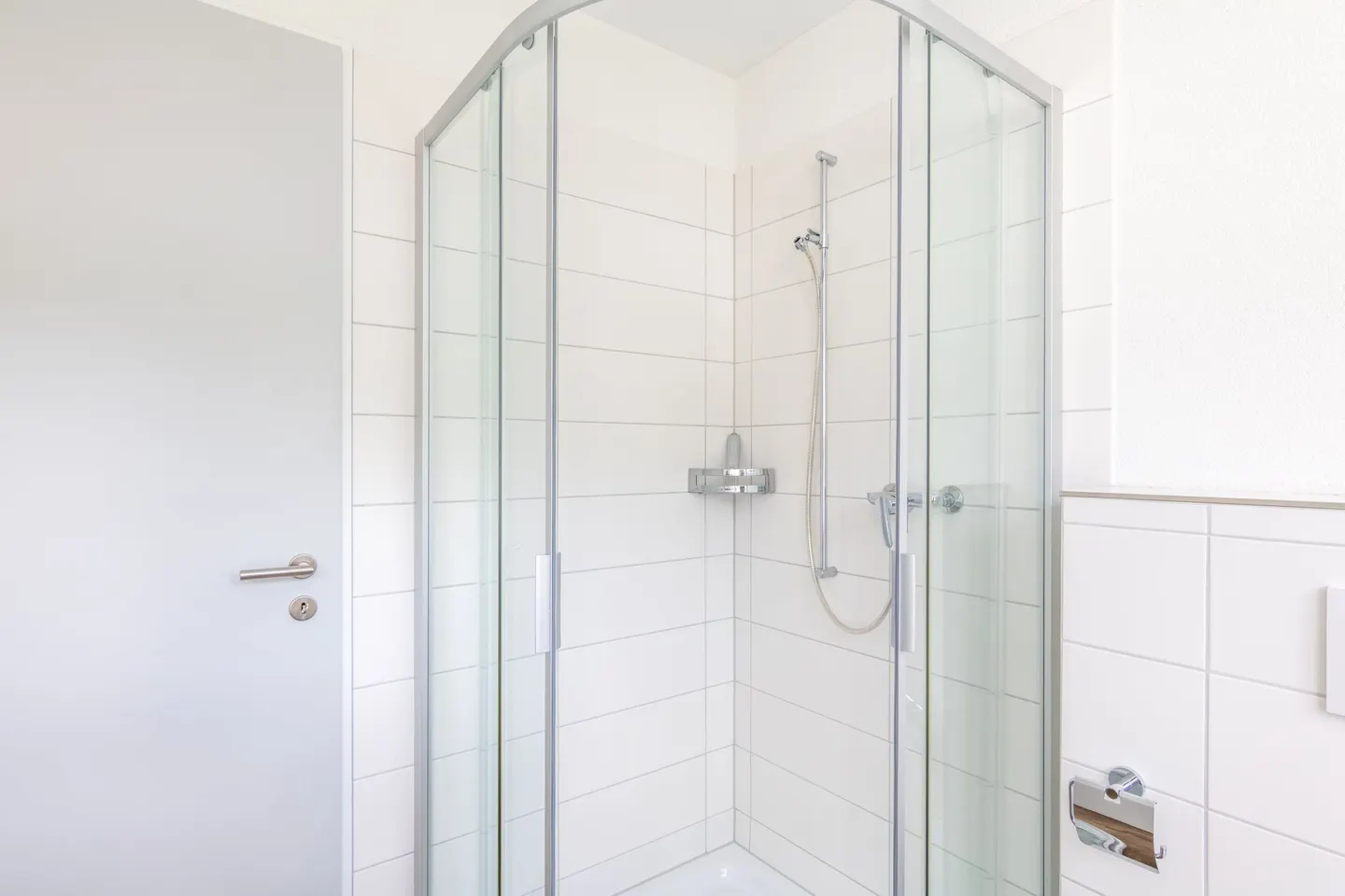 Modern 4.5-room apartment on the 1st floor with balcony, Staffelbach - Photo 9 of 11