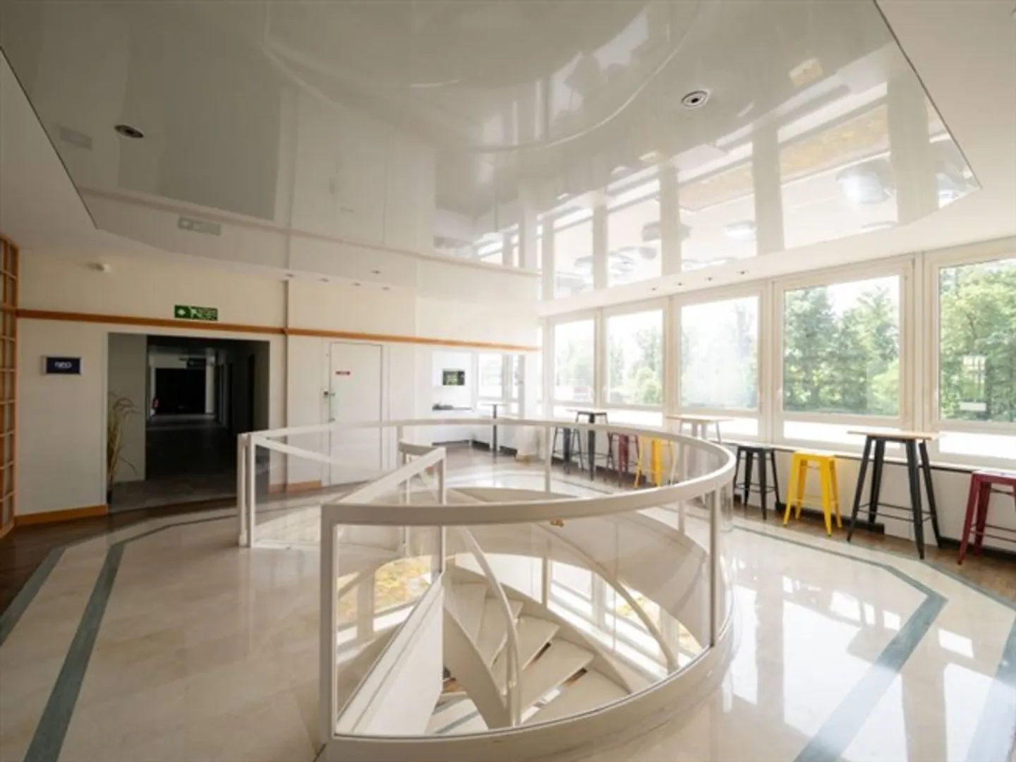 Bureaux ensoleillés - Meyrin - Photo 4 sur 8