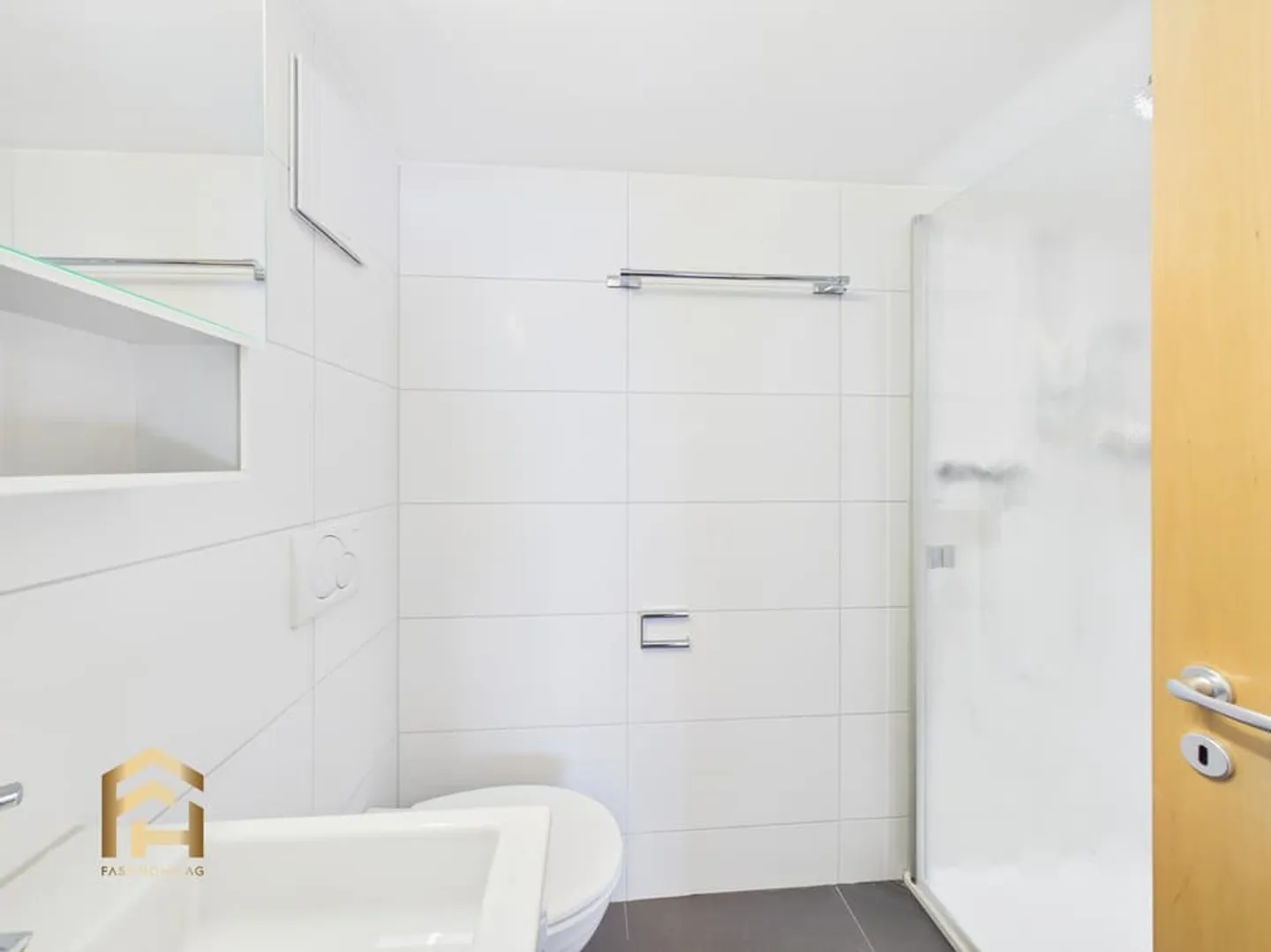 Casa vallesana completamente ristrutturata con due unità abitative separate - Foto 9 di 13