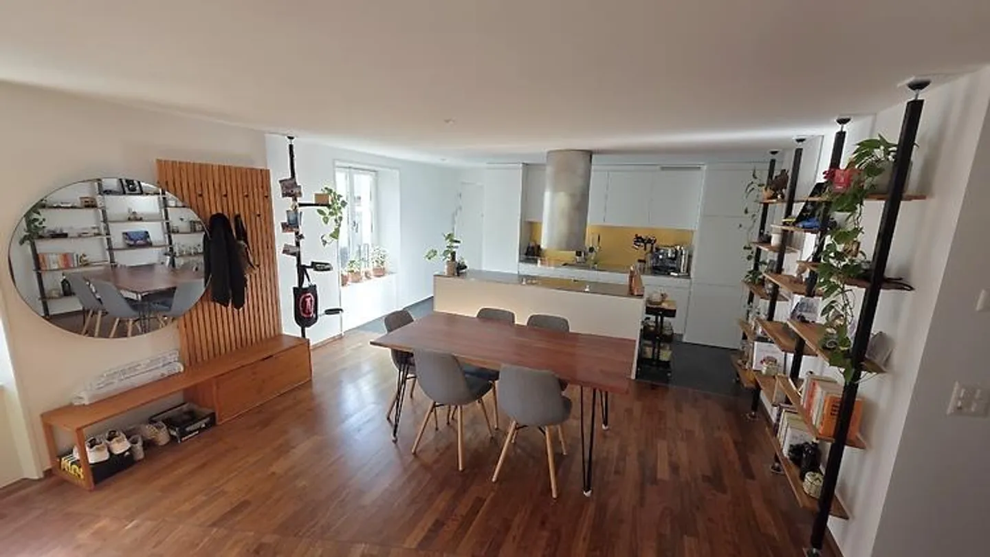 Möbliertes Apartment in Biel - Foto 2 von 10