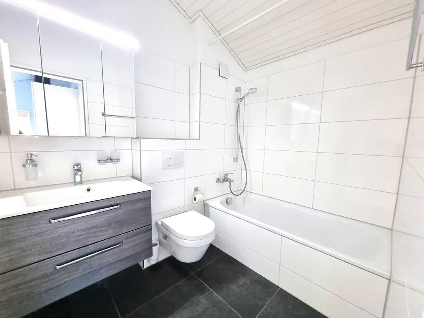 Gemütliche Dachgeschosswohnung - Foto 5 von 5