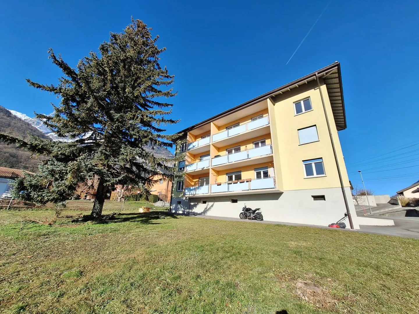 EVIONNAZ - STUDIO A LOUER - Foto 1 di 7