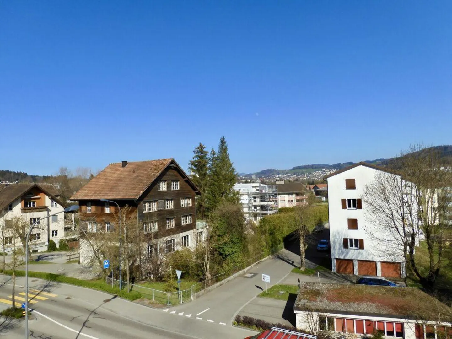 Accogliente appartamento di 2,5 stanze in mansarda - Foto 9 di 10