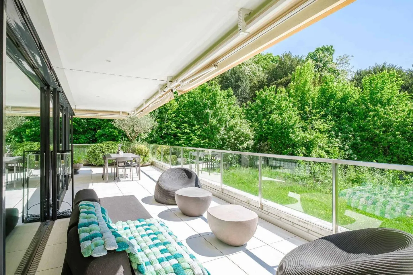 Exclusively! Superb 5-room apartment with terrace in a high-end residence - Photo 1 of 6