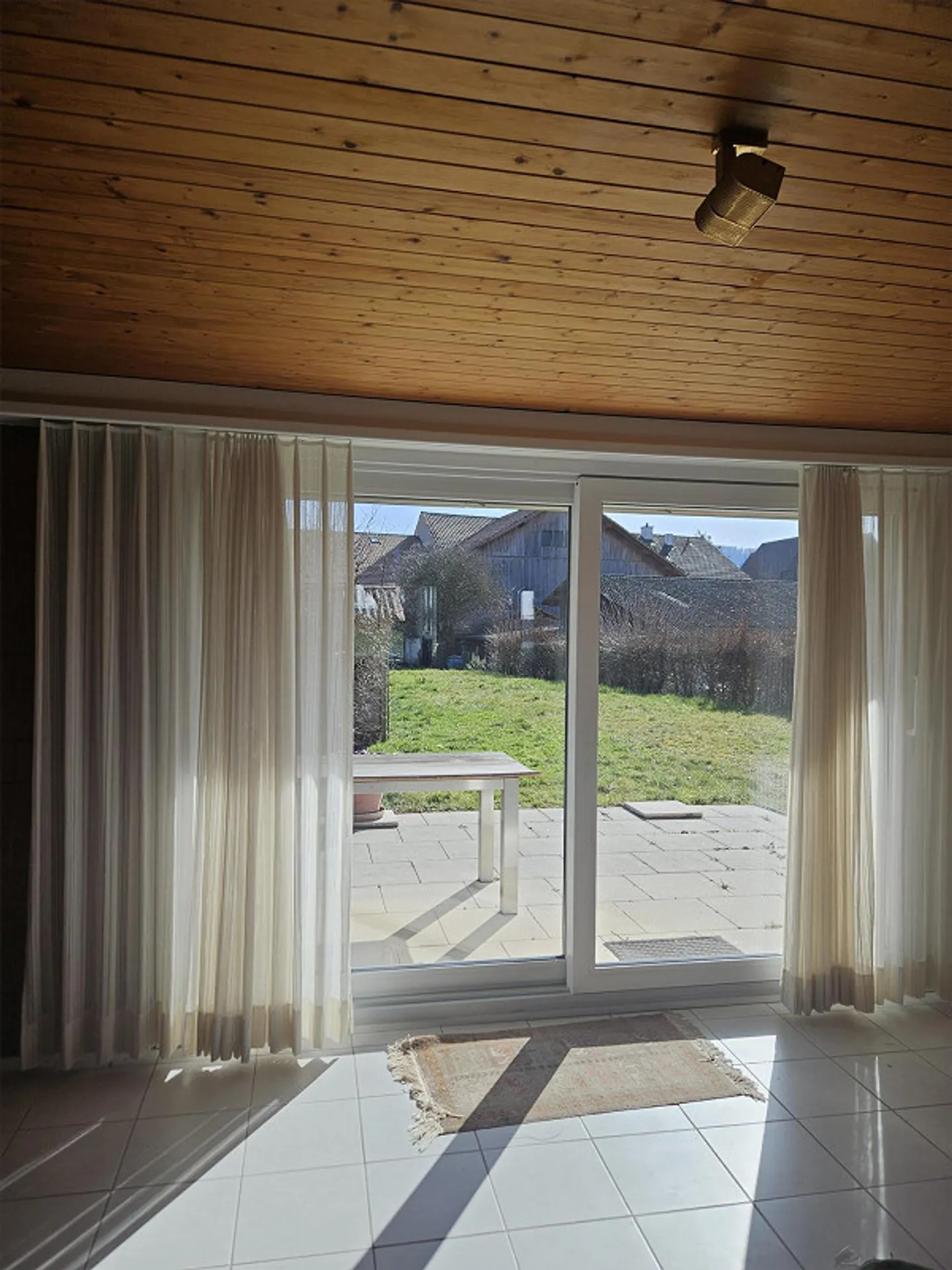 4-room garden apartment - Photo 1 of 11