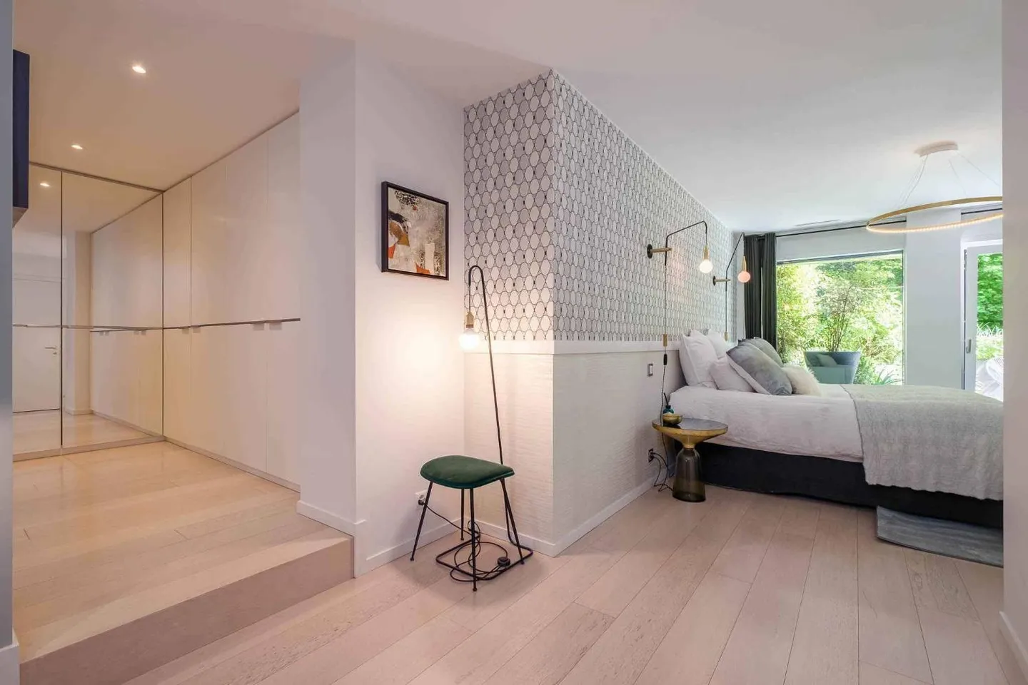 Exclusively! Superb 5-room apartment with terrace in a high-end residence - Photo 4 of 6