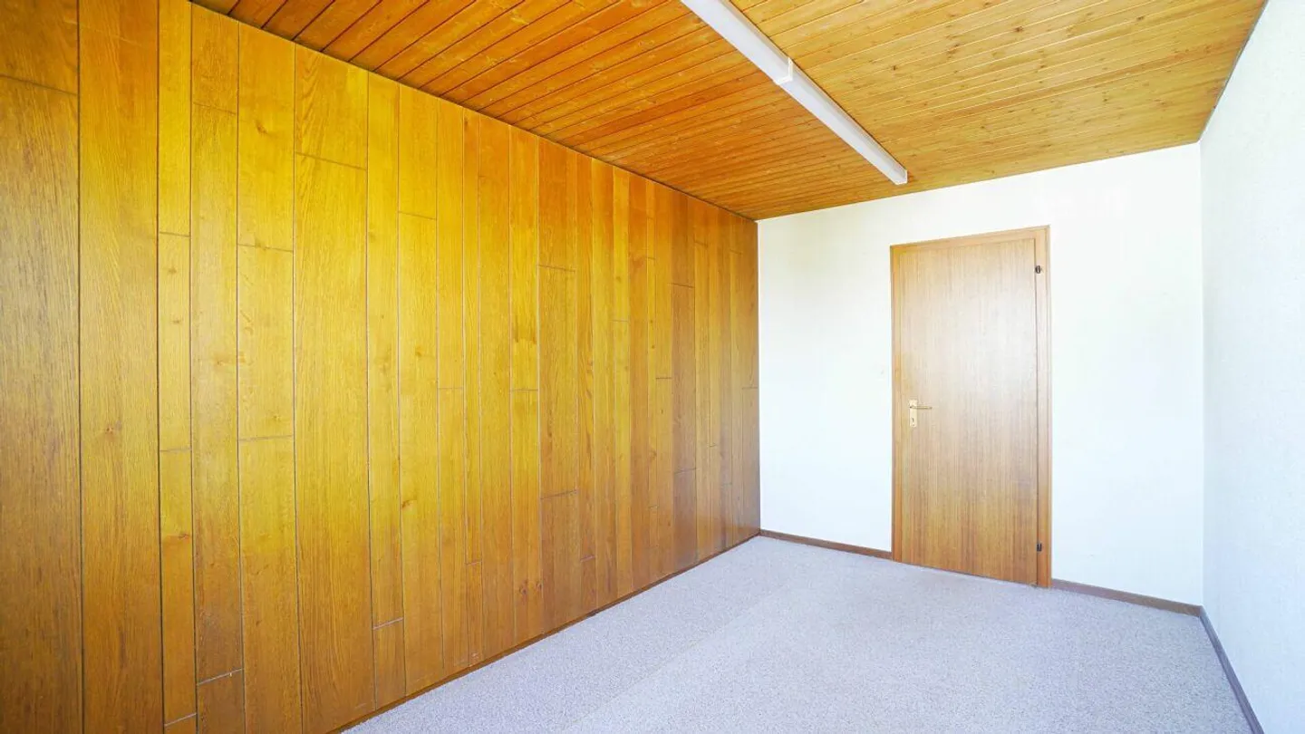 Geräumige Dachwohnung mit Wintergarten - Foto 23 von 27