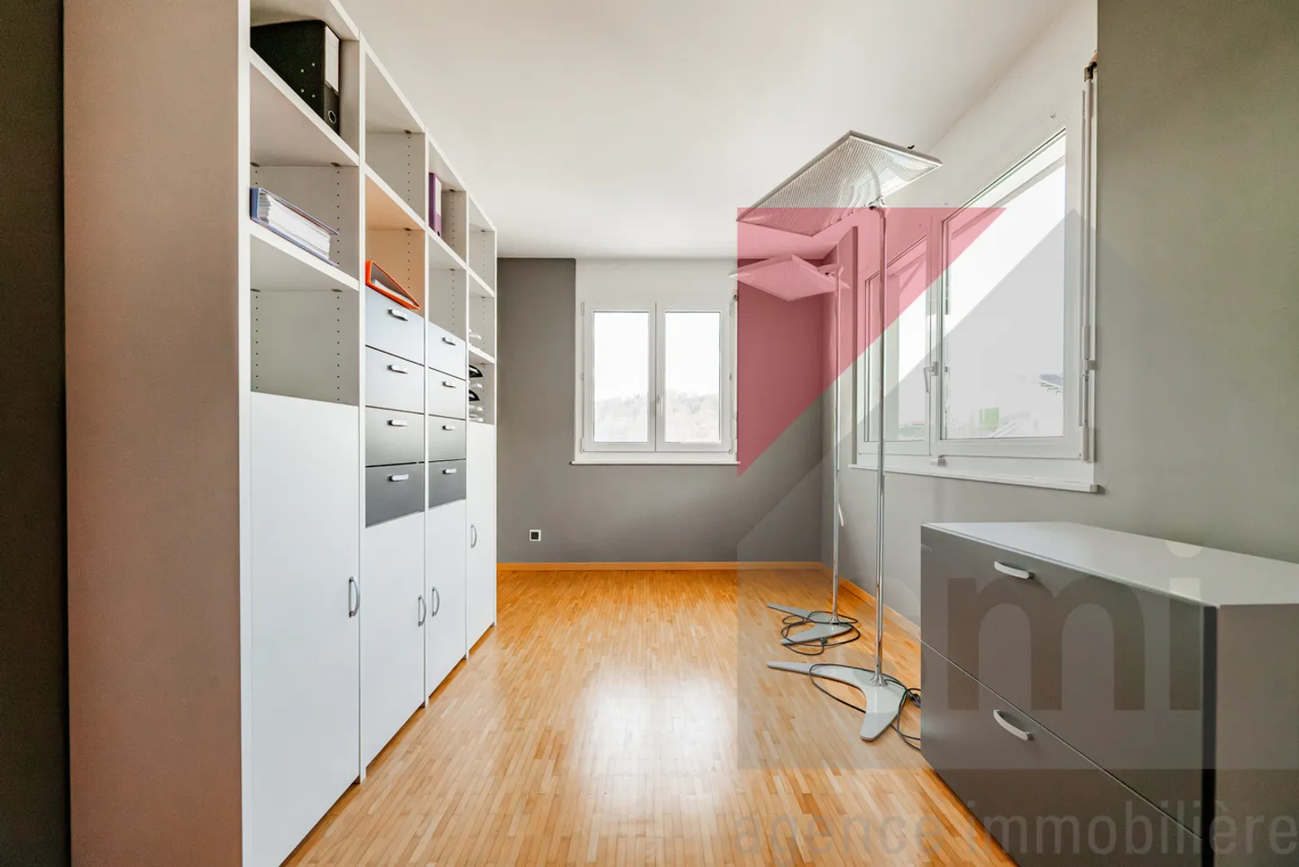 Superb villa with pool, exceptional location and panorama - Photo 14 of 20