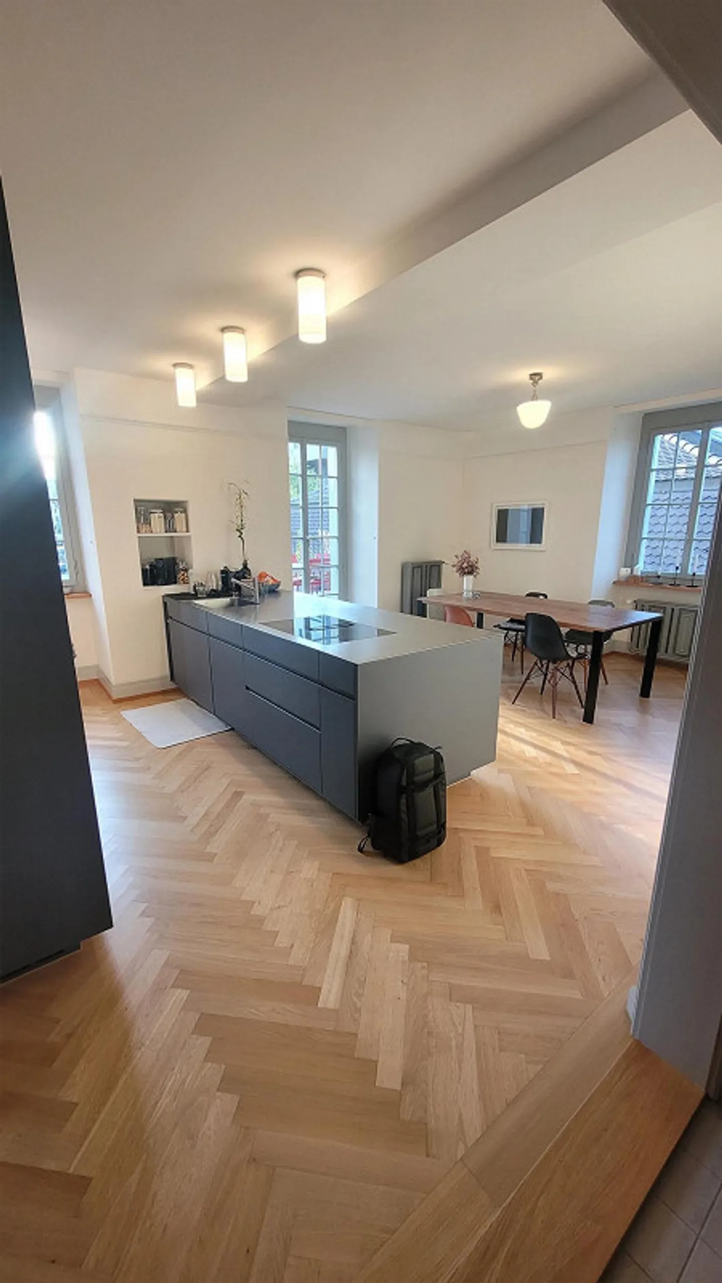 Appartement partagé : Chambre dans une villa avec salle de bain privée directement à BHF - Photo 2 sur 8