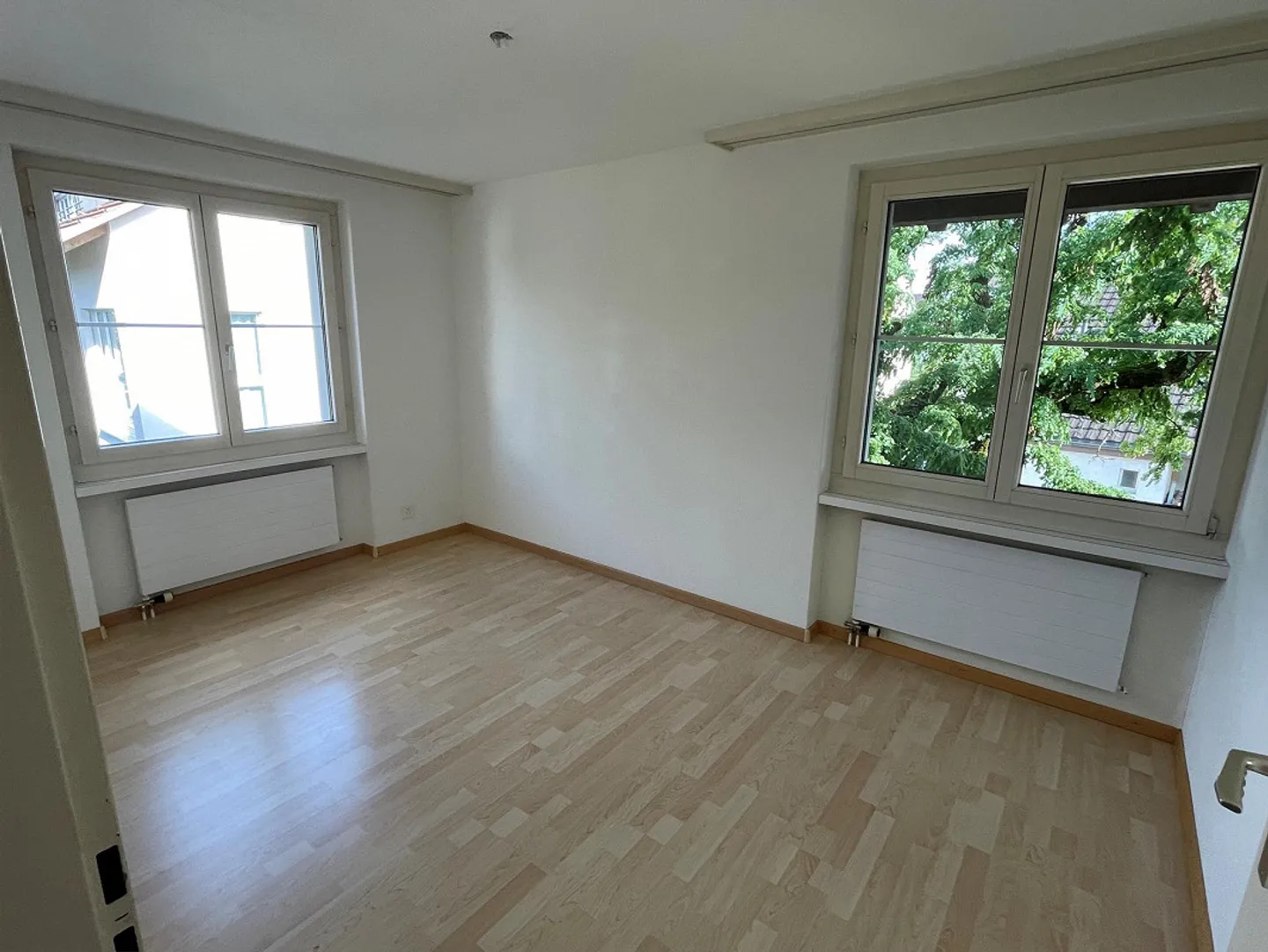 Bell'appartamento, situato in una zona tranquilla ma vicino al centro città - Foto 7 di 8