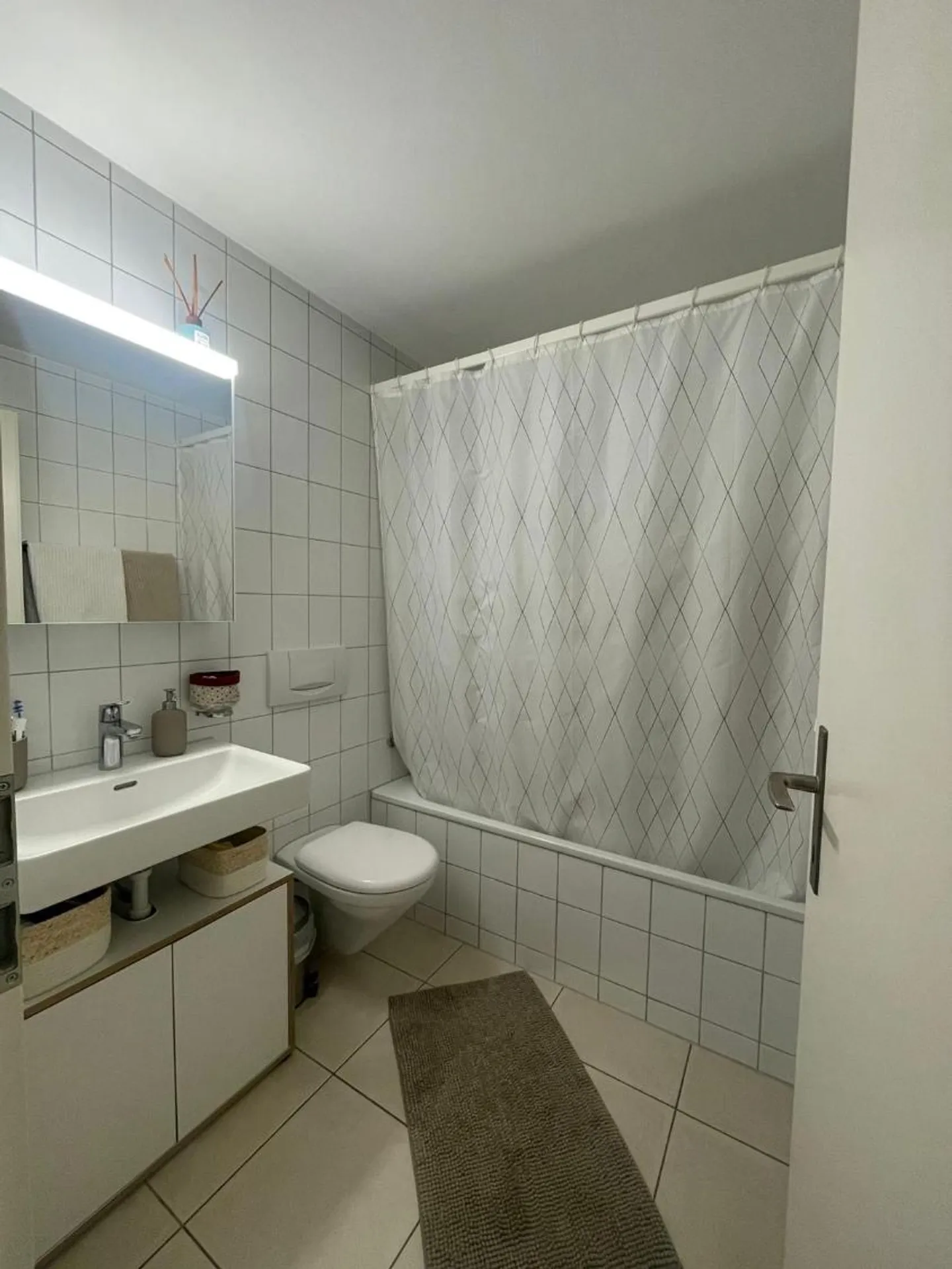 Appartement Charmant dans un Village Calme - Photo 5 sur 11
