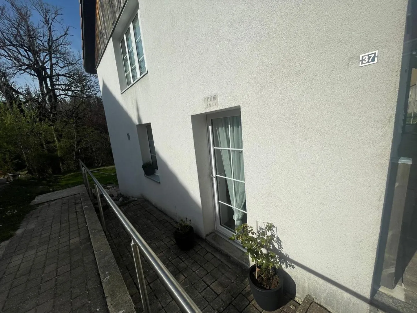 Appartement Charmant dans un Village Calme - Photo 8 sur 11