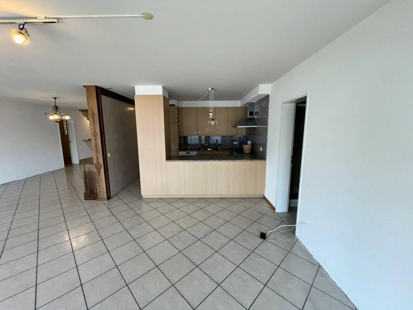 Appartamento con 4,5 stanze e bellissima vista sul lago - Foto 4 di 20