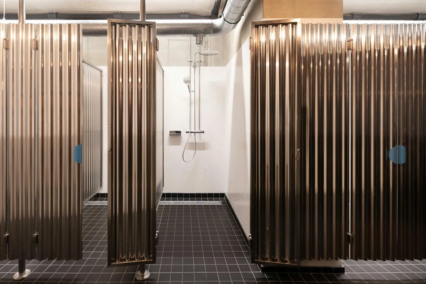 ALBA HAUS - More than an office: 245 m² in Switzerland's first Work-Life Blending Hub - Photo 9 of 10