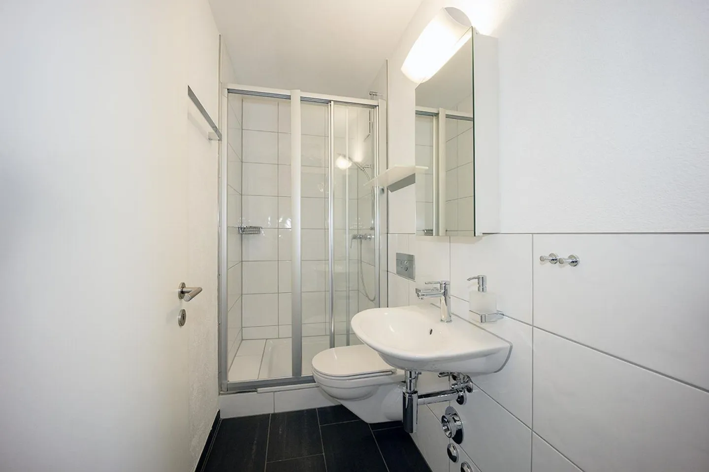 Appartamento attraente di 4,5 stanze con grande balcone soleggiato - Foto 6 di 15