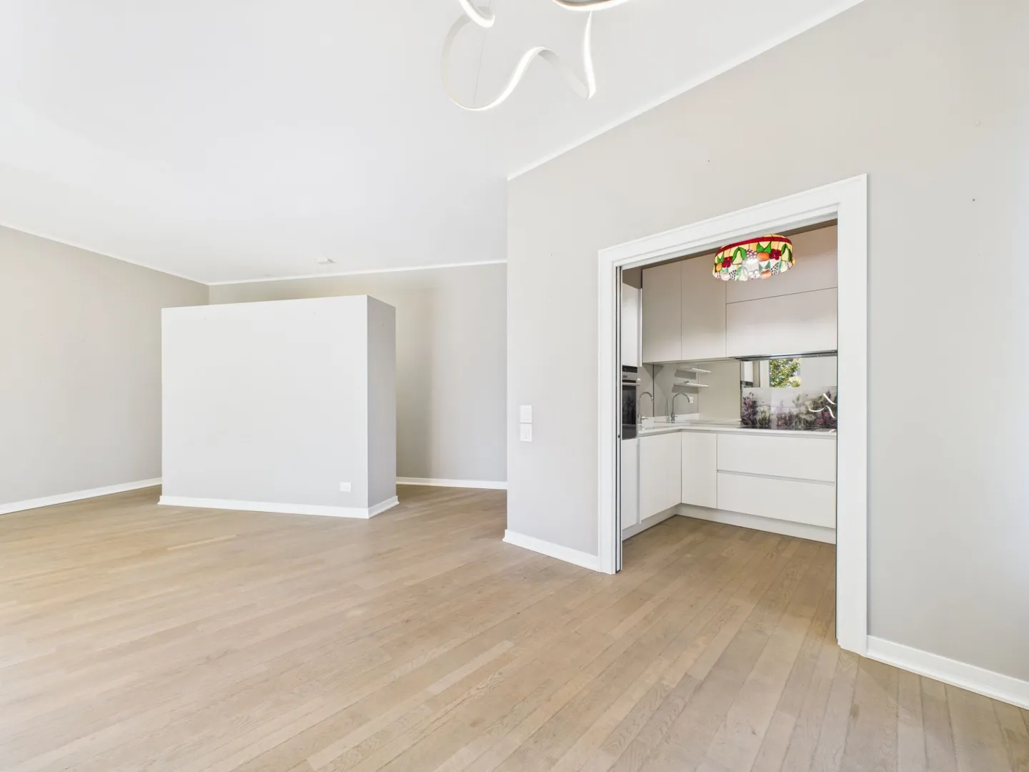 Appartamento elegante di 4,5 stanze con due bagni nel centro di Lugano - Foto 10 di 18