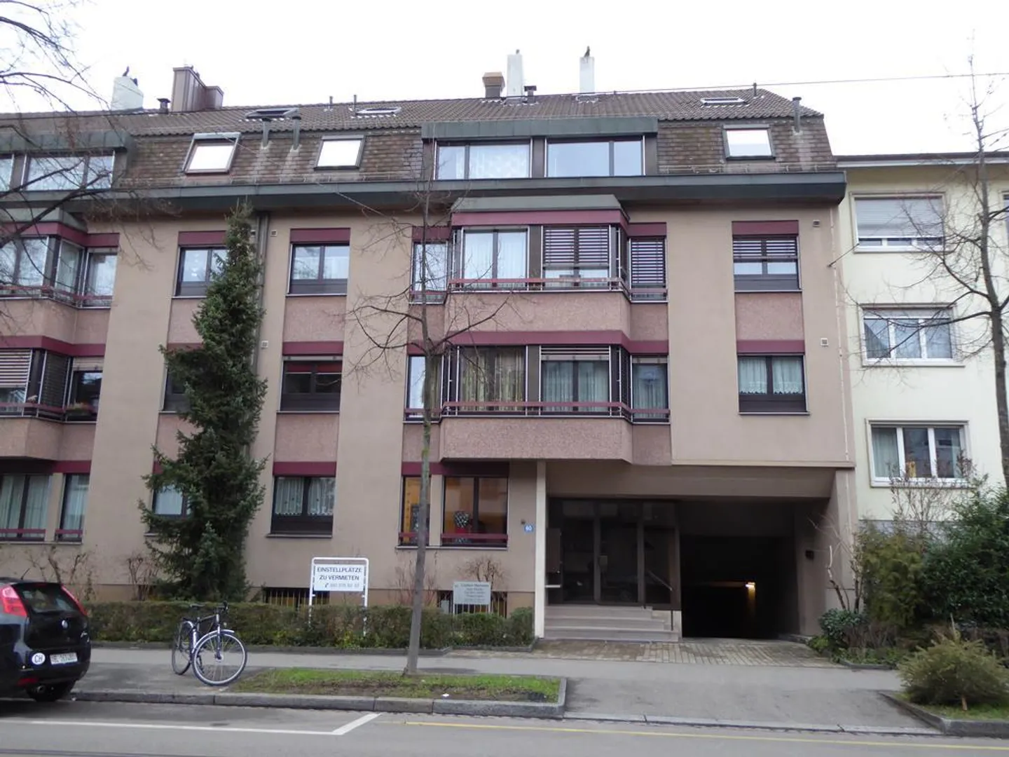 Einstellhallenplatz an der Neuweilerstrasse zu vermieten - Photo 1 of 1