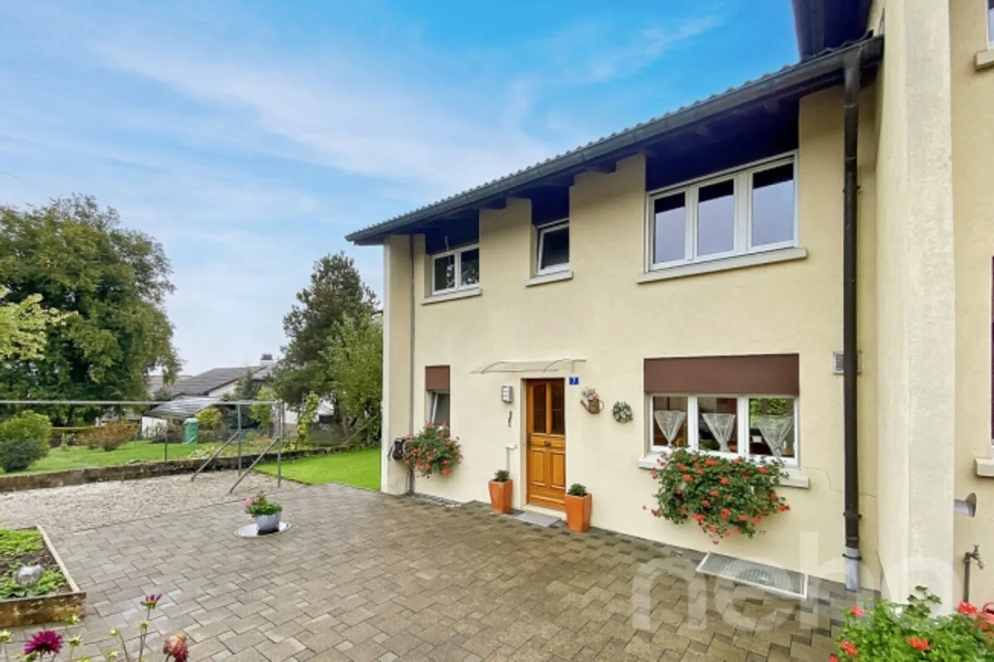 Incantevole casa familiare con giardino e vista libera - Foto 10 di 12