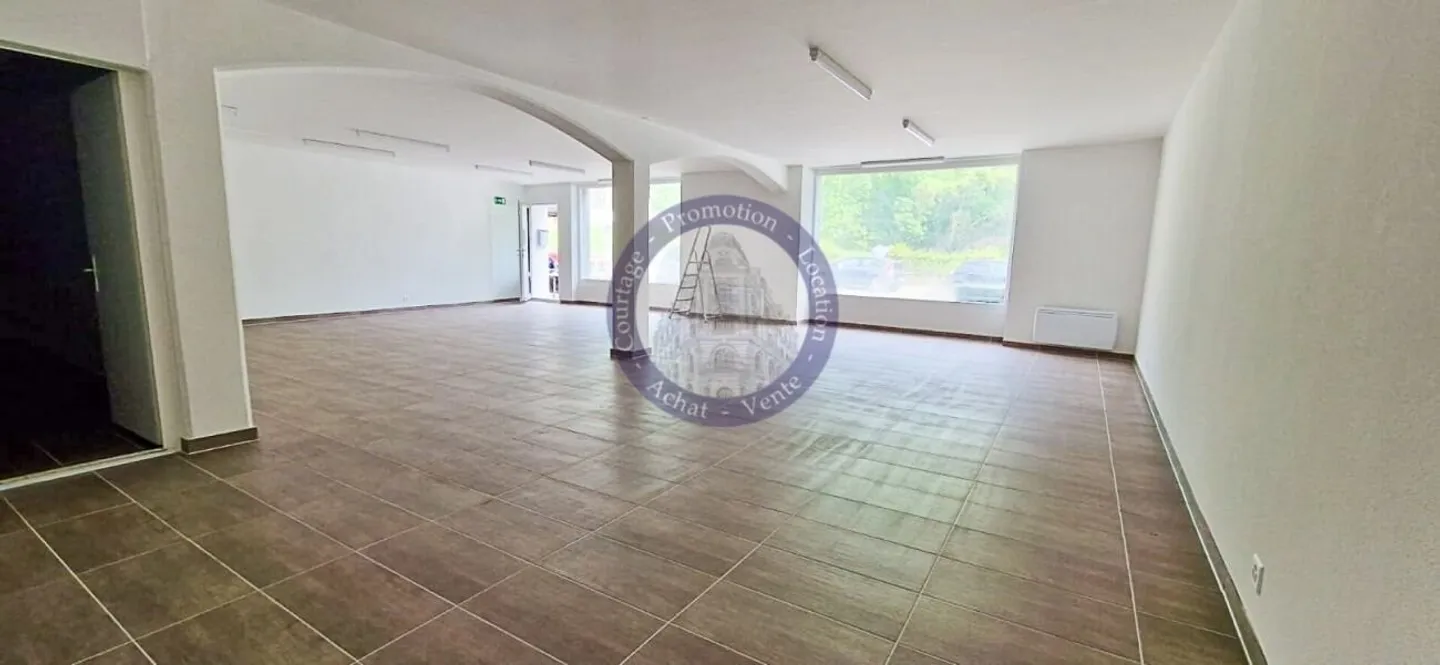 Vollständig renoviert - Foto 1 von 5