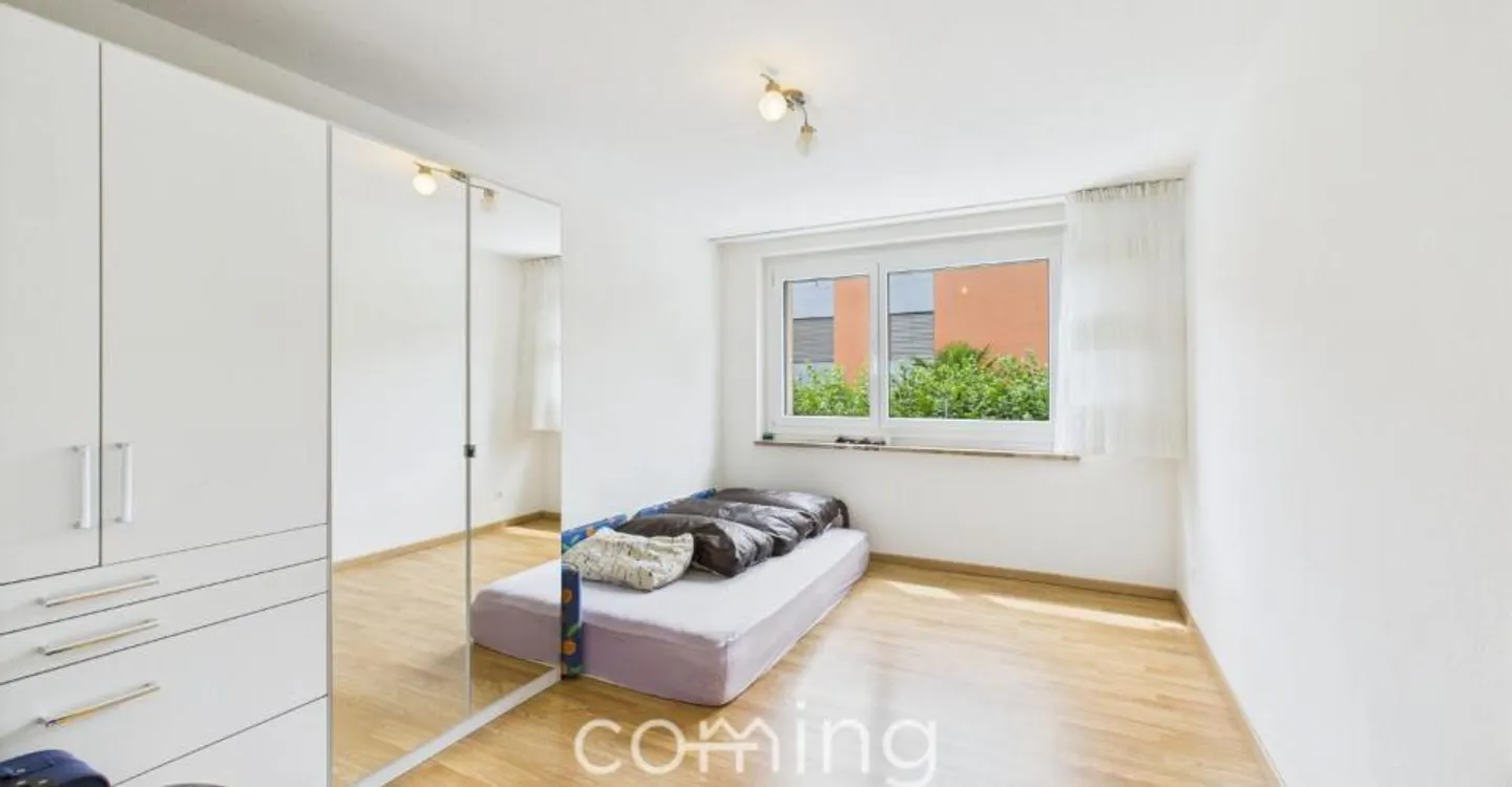 3.5-Room Apartment in Reinach - Garage, Playground and Quiet Family Location - Photo 8 of 12
