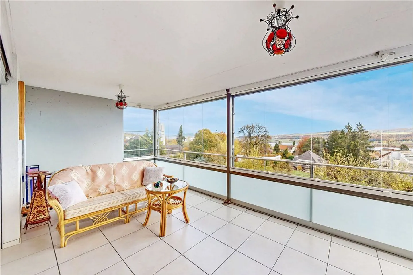 Appartamento 5½ locali, ascensore, posto auto in garage sotterraneo incluso, vista lago, balcone vetrato, grande cucina - Foto 7 di 13