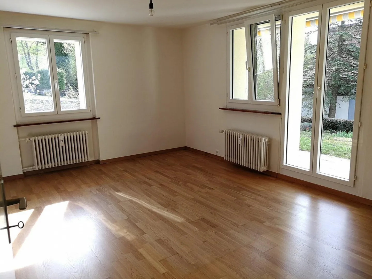 Appartamento 2.5 locali con terrazza a Langenbruck in affitto - Foto 3 di 8
