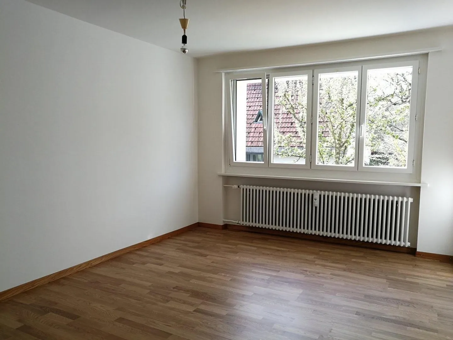 Appartamento 2.5 locali con terrazza a Langenbruck in affitto - Foto 6 di 8