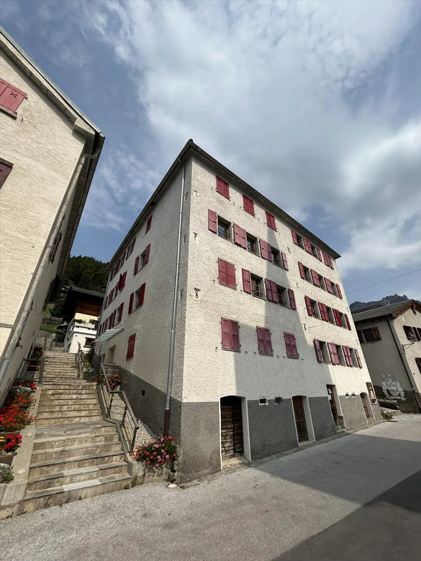 4-room duplex apartment in the center of the village - Photo 37 of 45