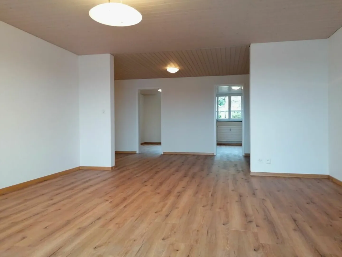 Helle Familienwohnung mit Balkon - Foto 4 von 12