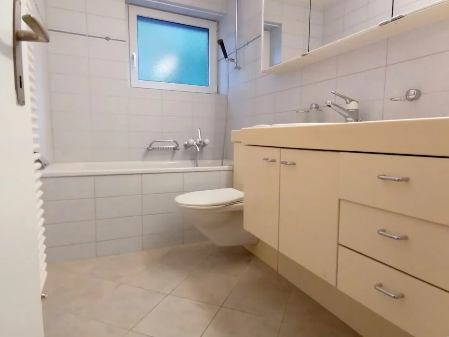 Helle Familienwohnung mit Balkon - Foto 9 von 12