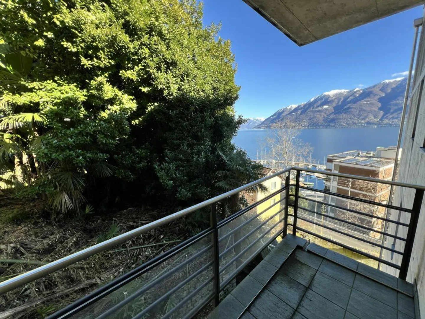 Appartamento con 4,5 stanze e bellissima vista sul lago - Foto 13 di 20