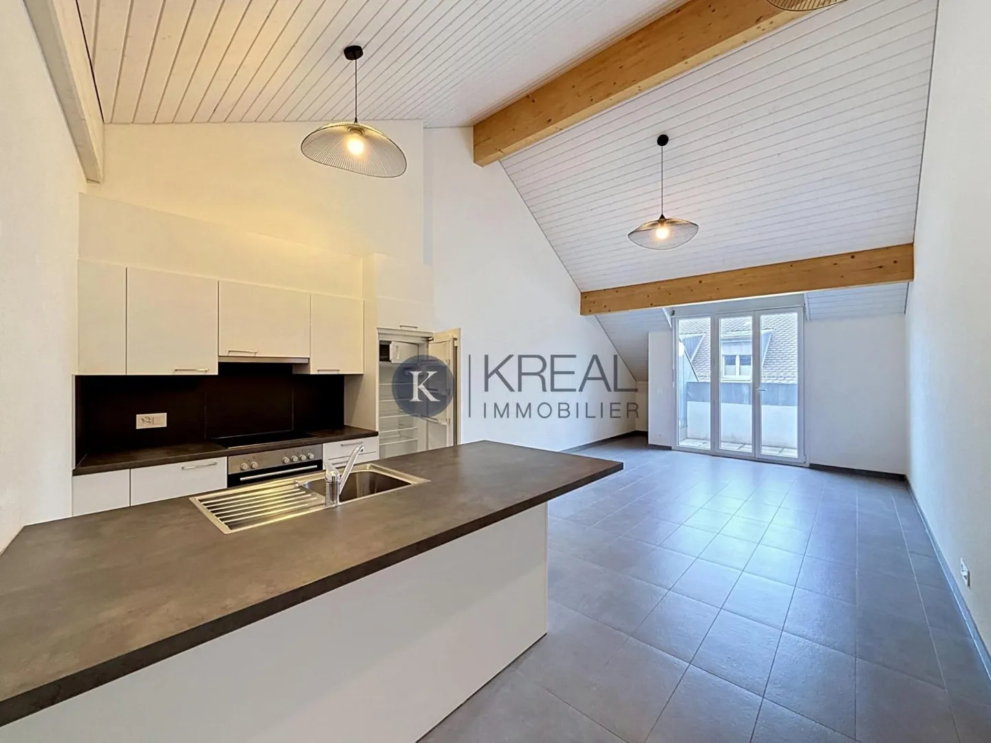 Beautiful 2.5-room apartment on the top floor of a new PPE - Photo 2 of 7
