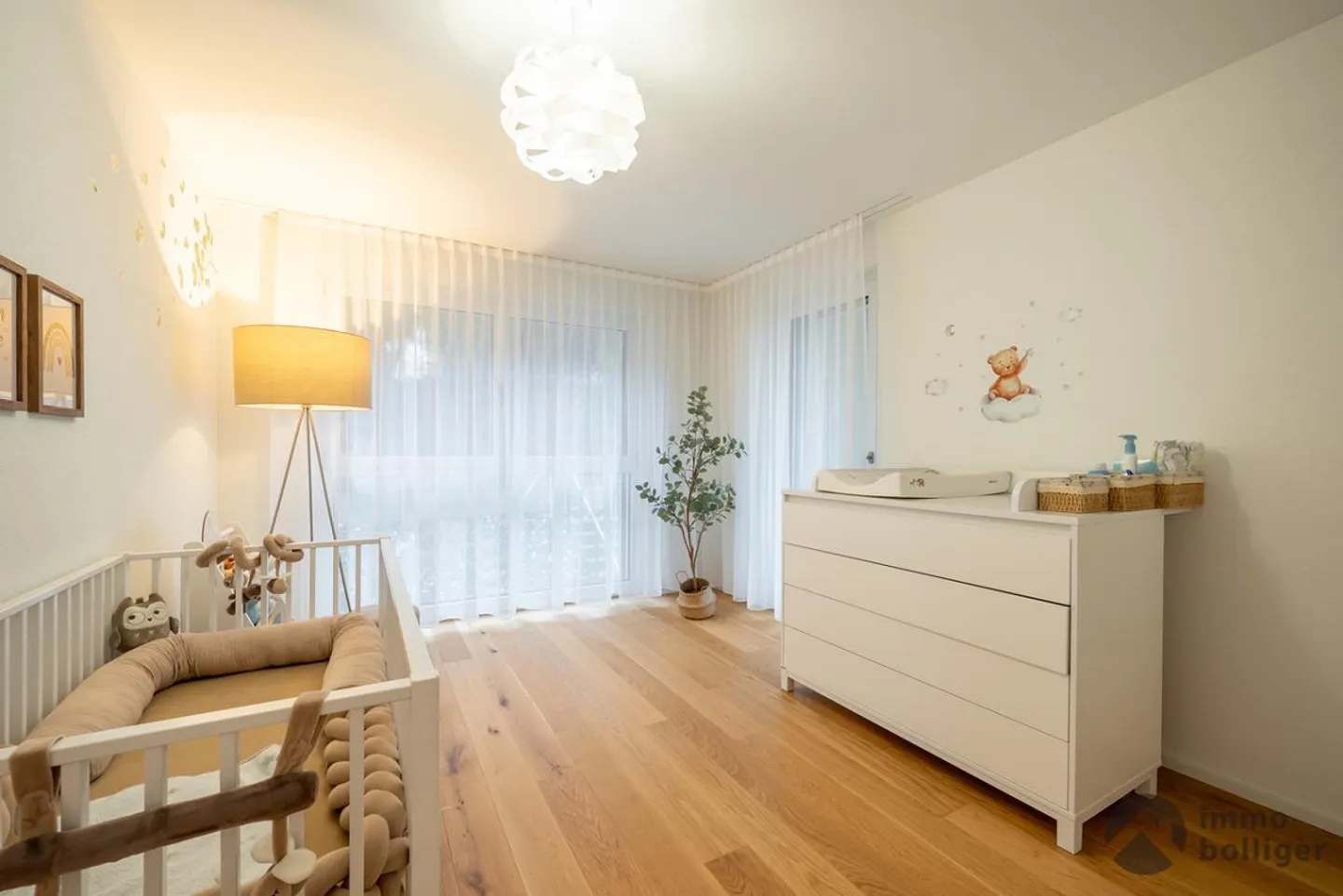 Exklusives Einfamilienhaus in Ruhiger Lage - Foto 7 von 13