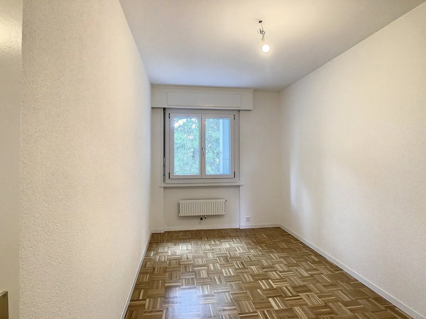 Superb fully renovated accommodation with stunning unobstructed view! - Photo 6 of 13