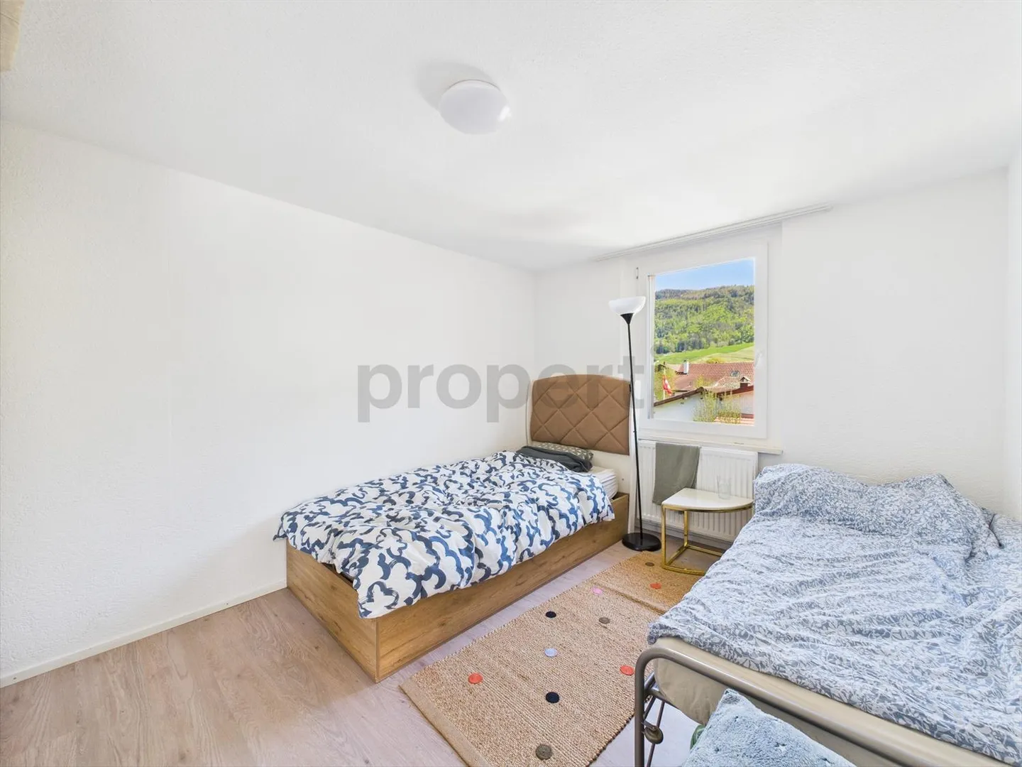 Rendimento lordo del 5,7%; Casa plurifamiliare con 8 appartamenti attraenti - Foto 8 di 11