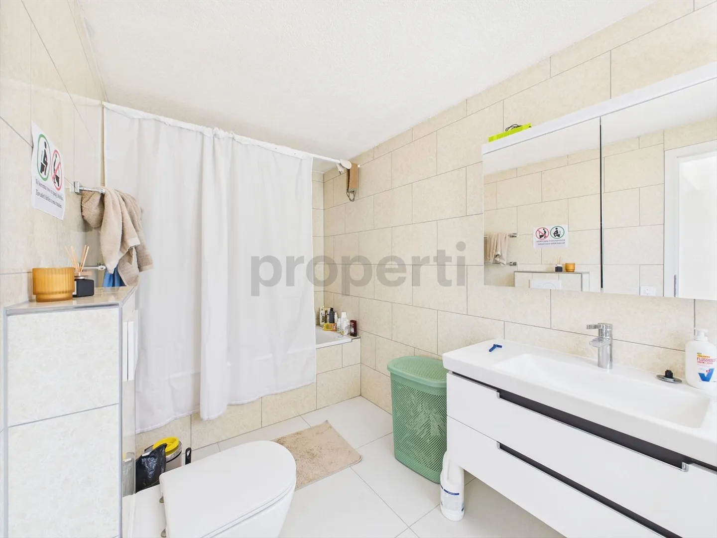 Rendimento lordo del 5,7%; Casa plurifamiliare con 8 appartamenti attraenti - Foto 9 di 11