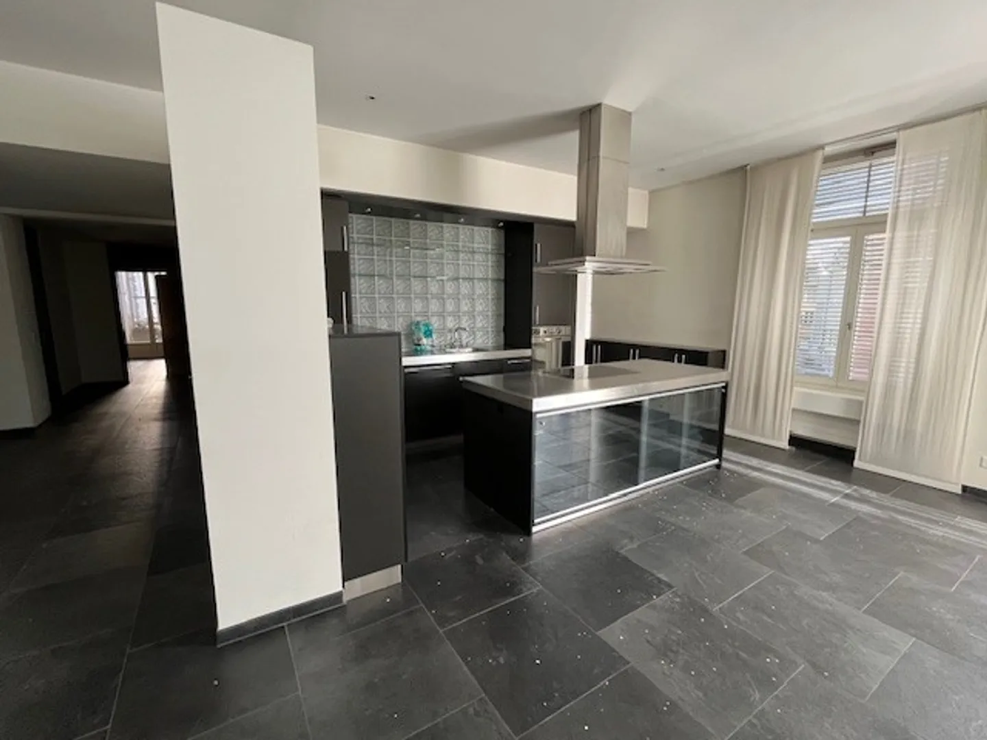 5.5 Room Luxury Apartment - for a Family or Shared Living - Photo 6 of 21