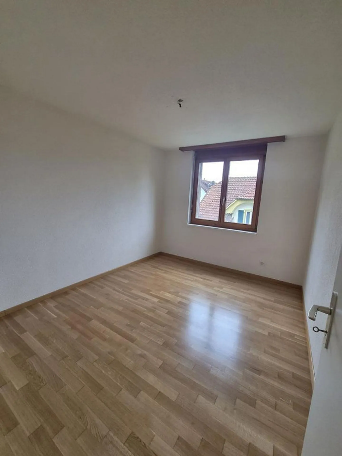 1 Month Free Rent - 5.5 Rooms on the 2nd Floor in Eiken - Photo 8 of 12