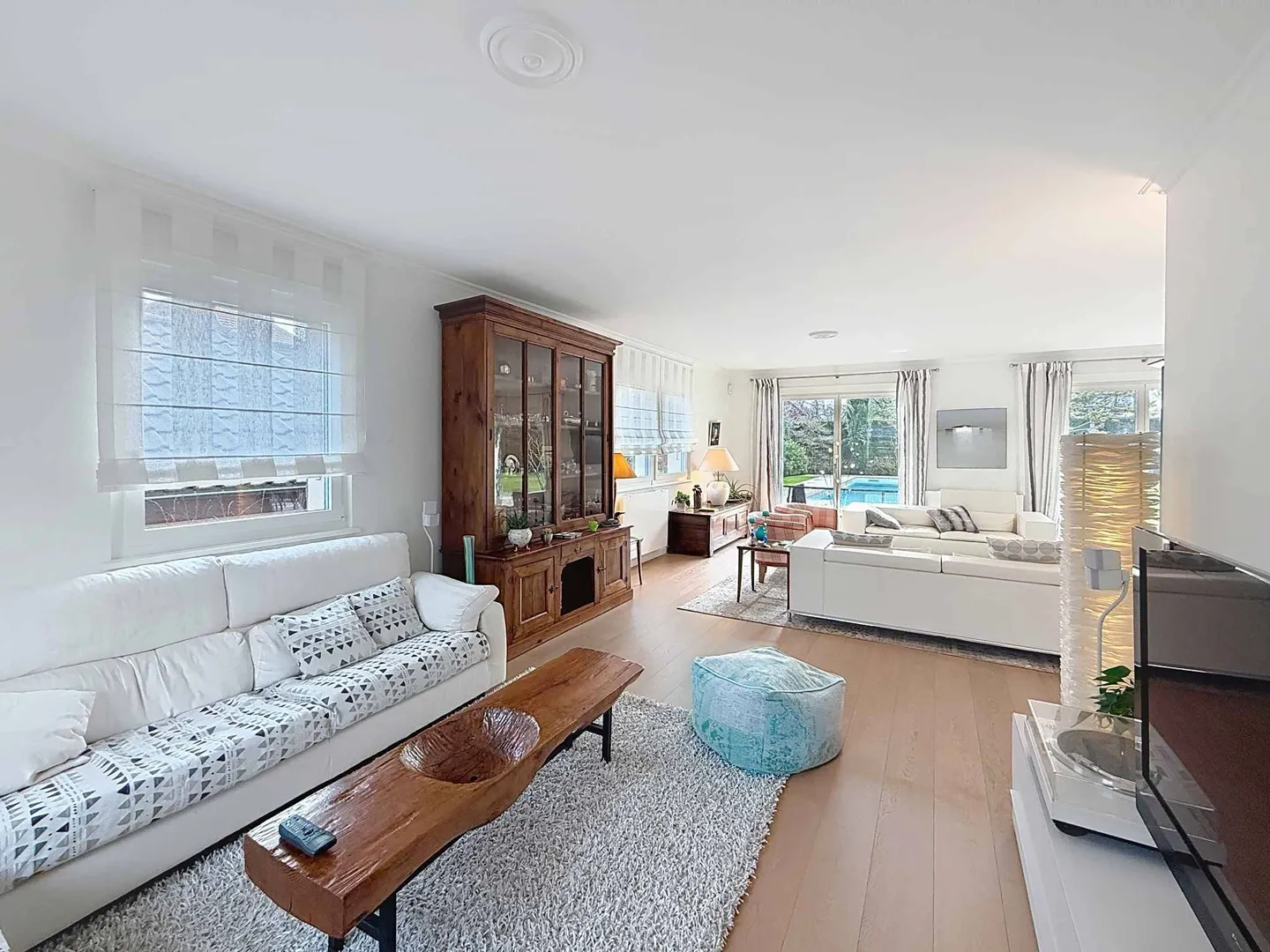 Incantevole Casa Familiare a Commugny - Foto 5 di 12