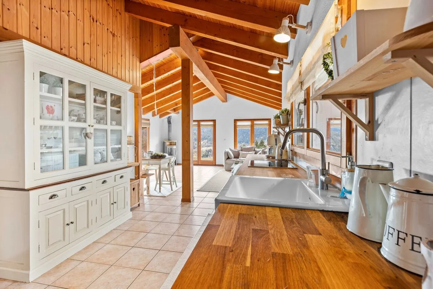 Magnifico chalet di 3,5 stanze a Icogne - Foto 2 di 11