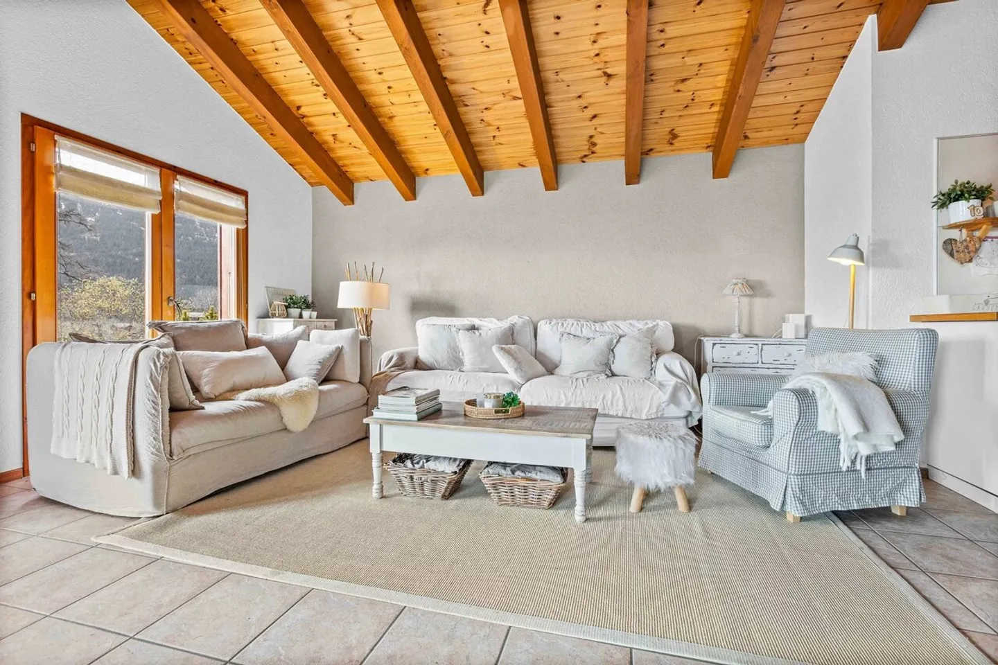 Magnifico chalet di 3,5 stanze a Icogne - Foto 3 di 11