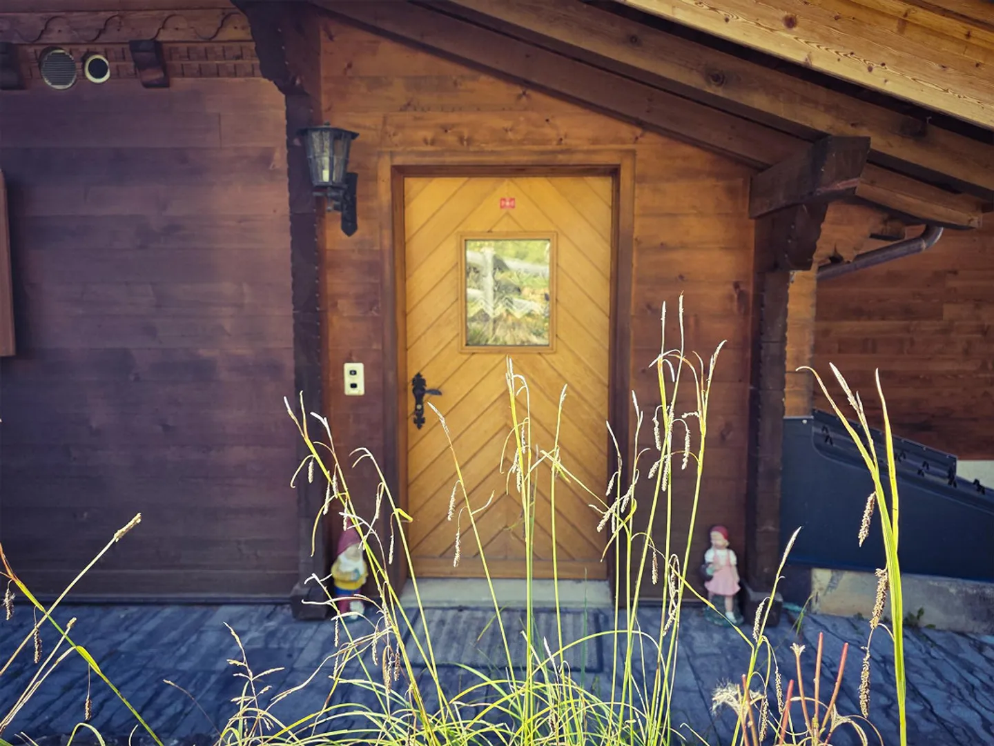 Chalet mit Einliegerwohnung - Foto 2 von 30