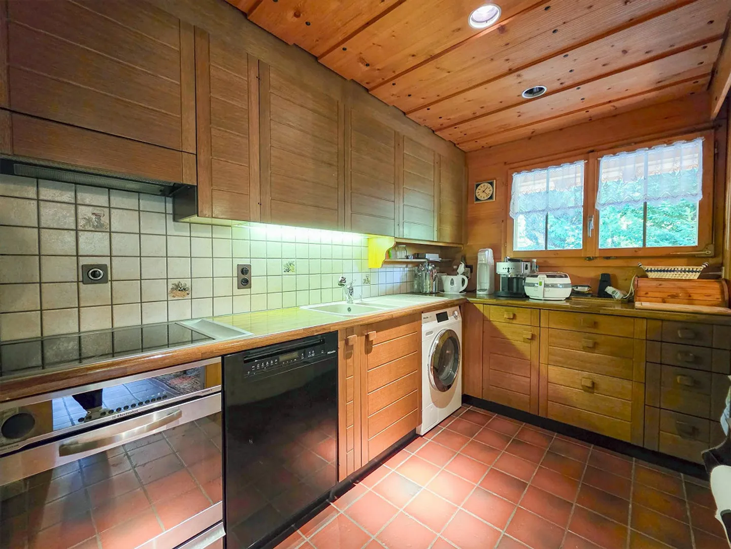 Chalet mit Einliegerwohnung - Foto 13 von 30