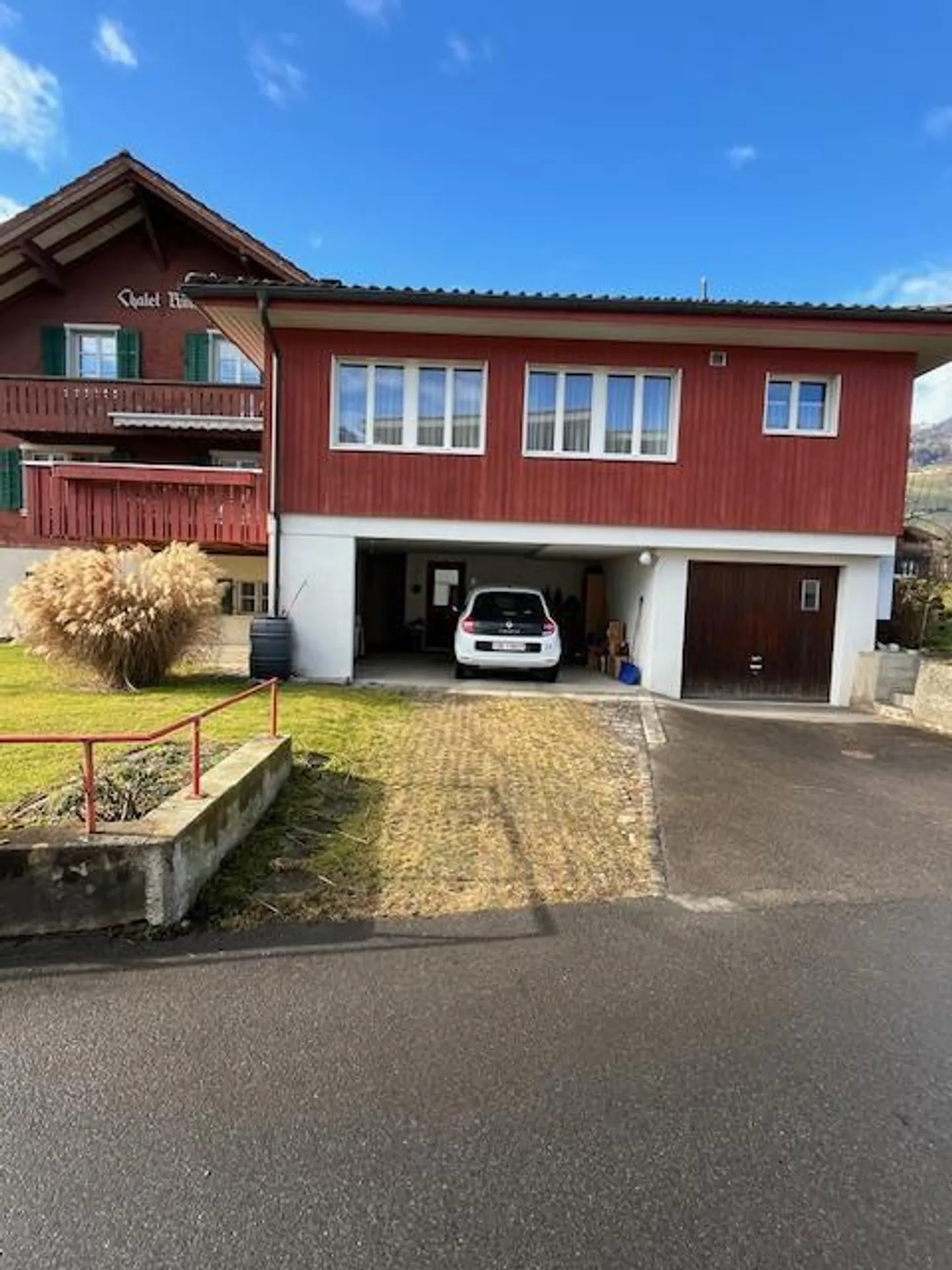 Charmantes Haus mit Wintergarten - Foto 1 von 10