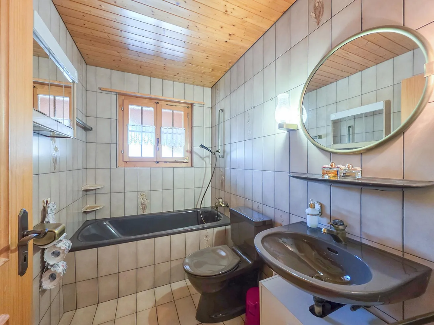 Chalet mit Einliegerwohnung - Foto 16 von 30