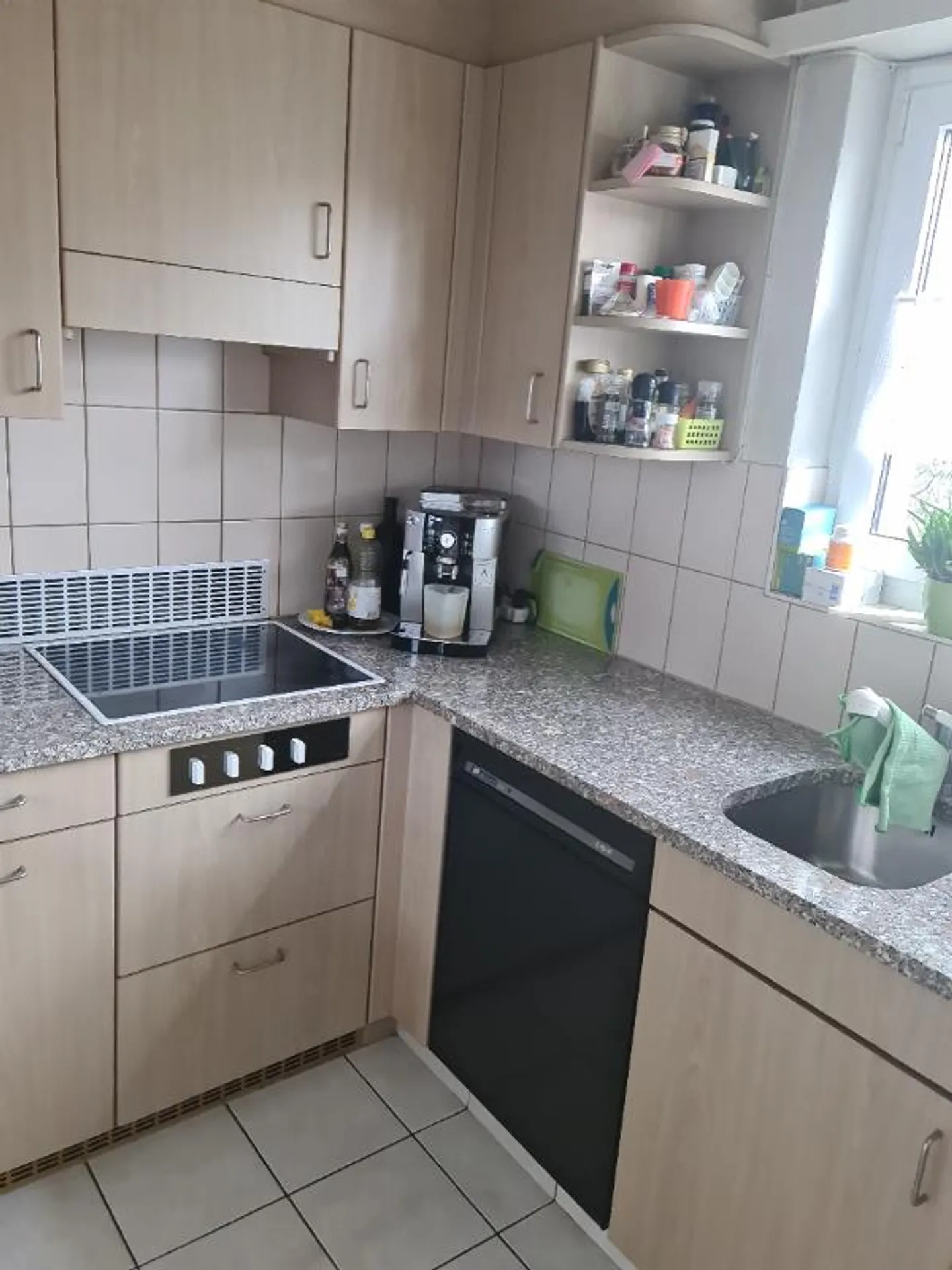 Camera condivisa arredata - Foto 2 di 2