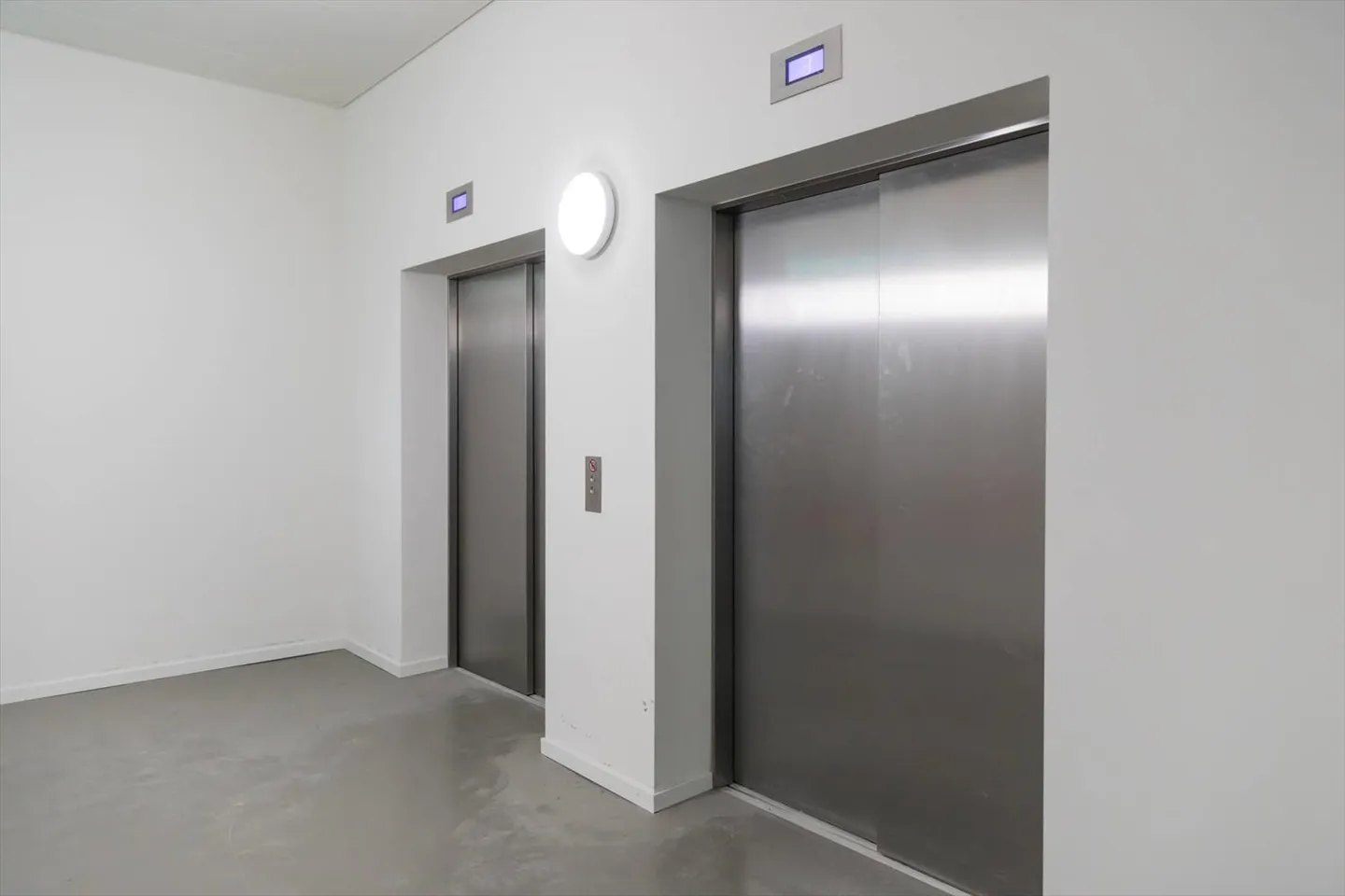 Magnifique surface de 500 m2 au 2ème étage d'un bâtiment moderne - Photo 7 sur 13