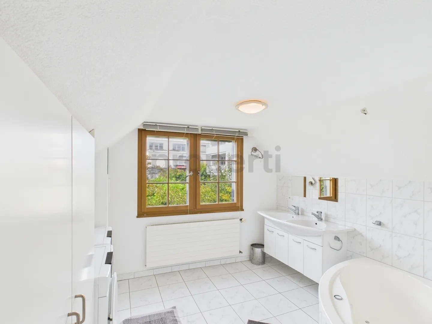 TEMPORARY for initially 18 months: Ideal for shared living family house in Meilen, Canton of Zurich - Photo 10 of 13