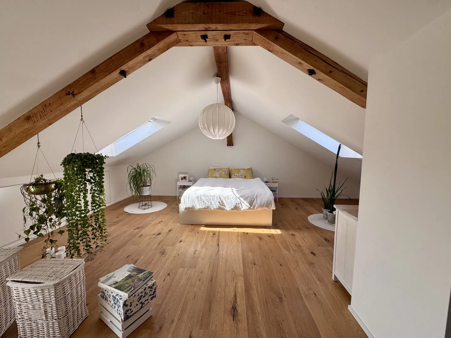 Spacieux Duplex de 3½ Pièces de 150 m² avec Balcon et 2 Salles de Bain à Albisriederplatz - Photo 6 sur 15