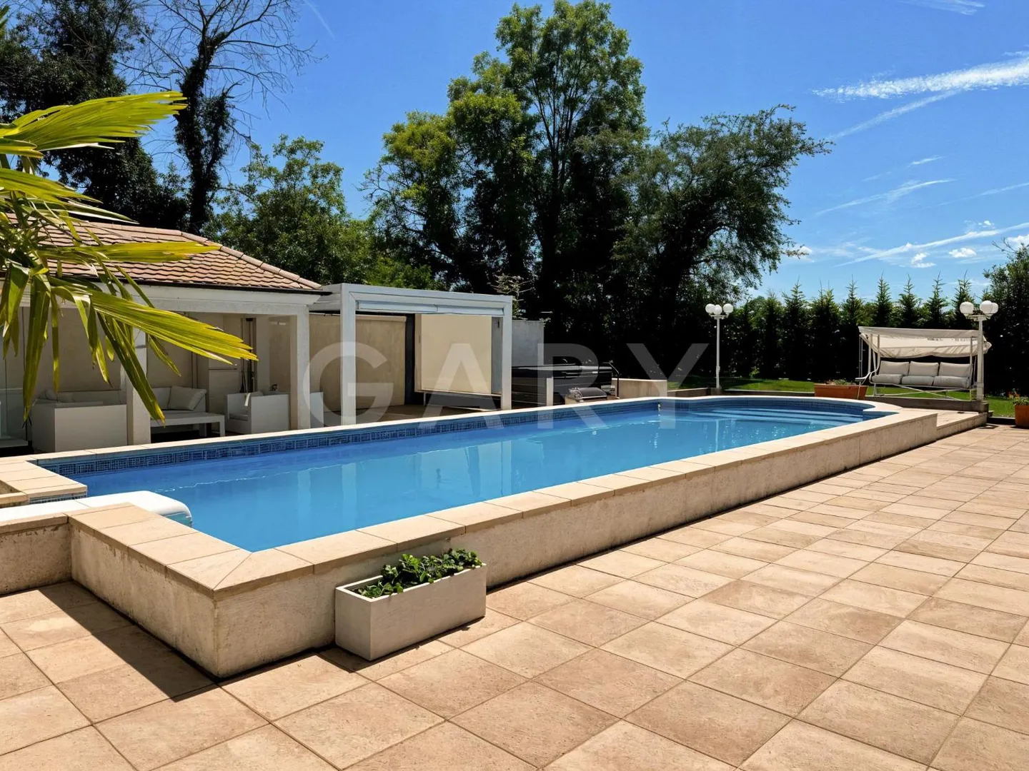 Casa con grande potenziale - Foto 1 di 10